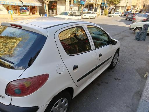 عکس شیشه دودی پرسپولیس 