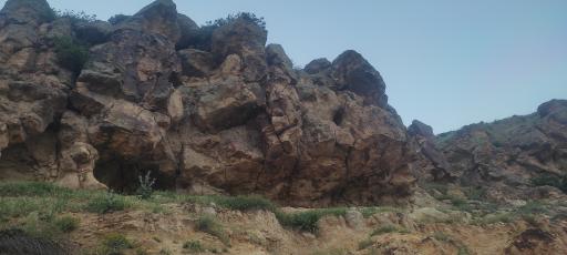 عکس چشمه آب گازدار