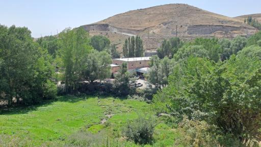 عکس چشمه آب گازدار