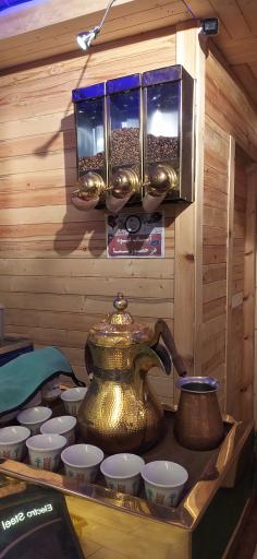 عکس کافی شاپ دوستان دلاو