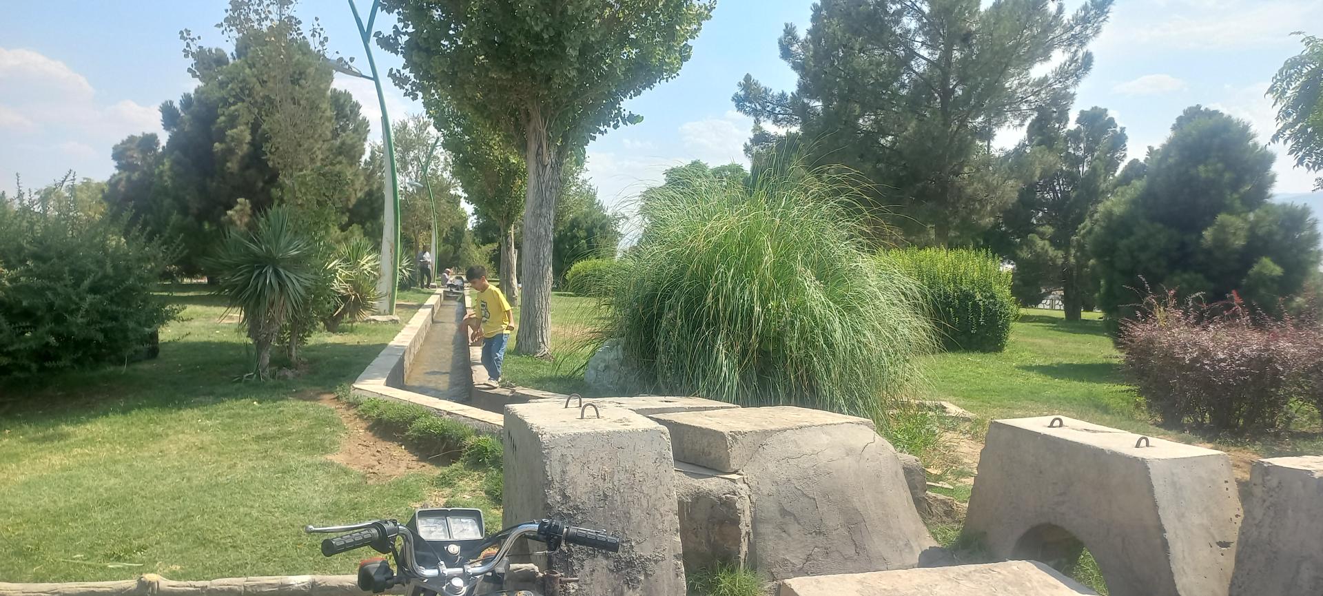 عکس پارک برکه شهرک ۲۲ بهمن