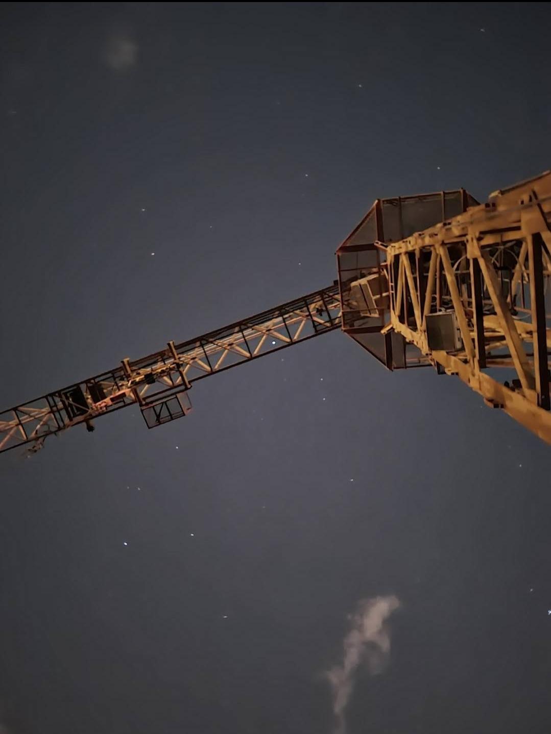 عکس تاور کرین صمدی