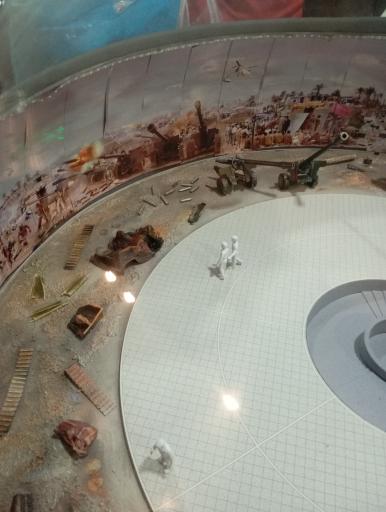 عکس باغ موزه انقلاب اسلامی و دفاع مقدس