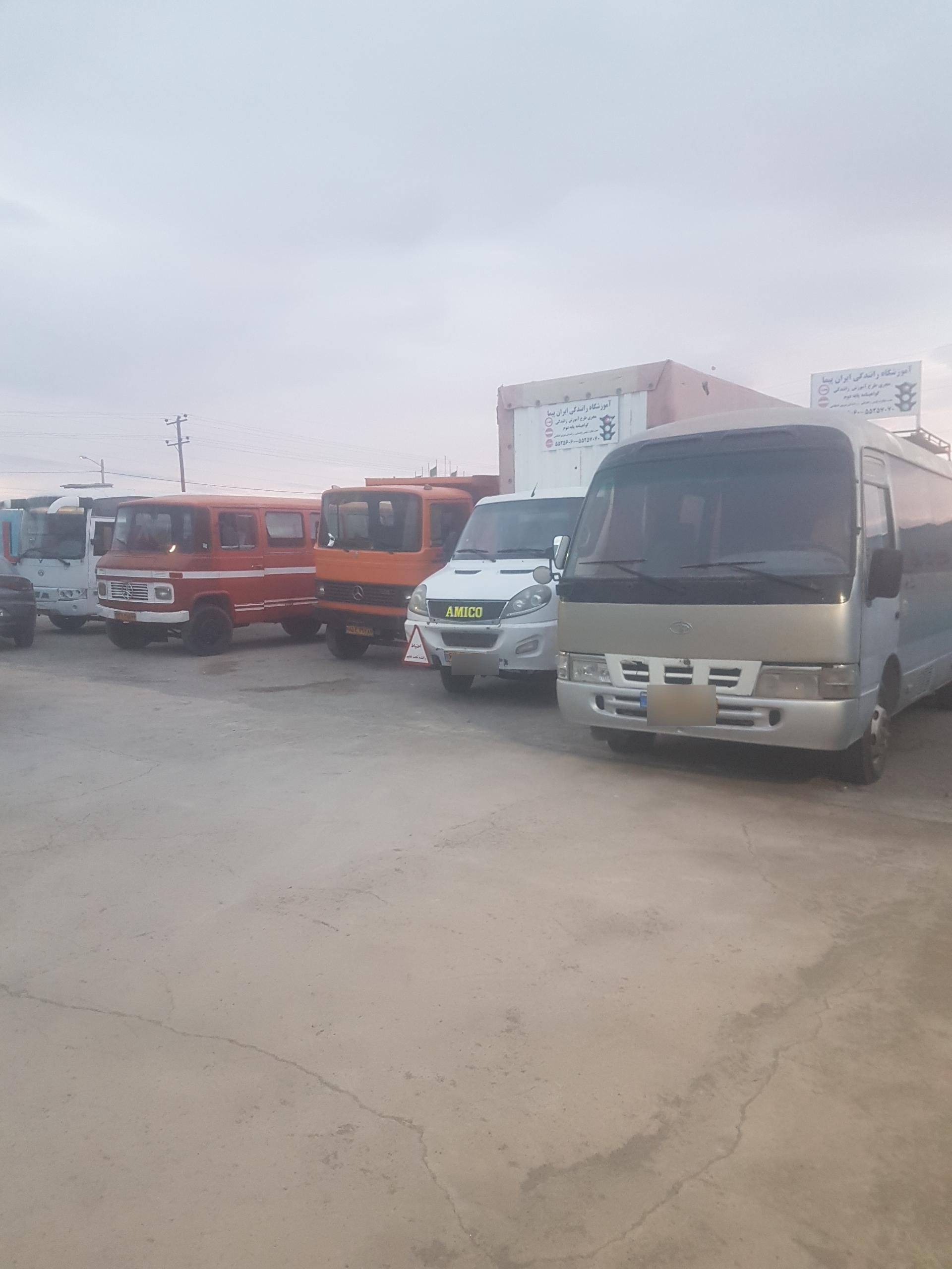 عکس آموزشگاه رانندگی پایه دوم ایران پیما کاشمر