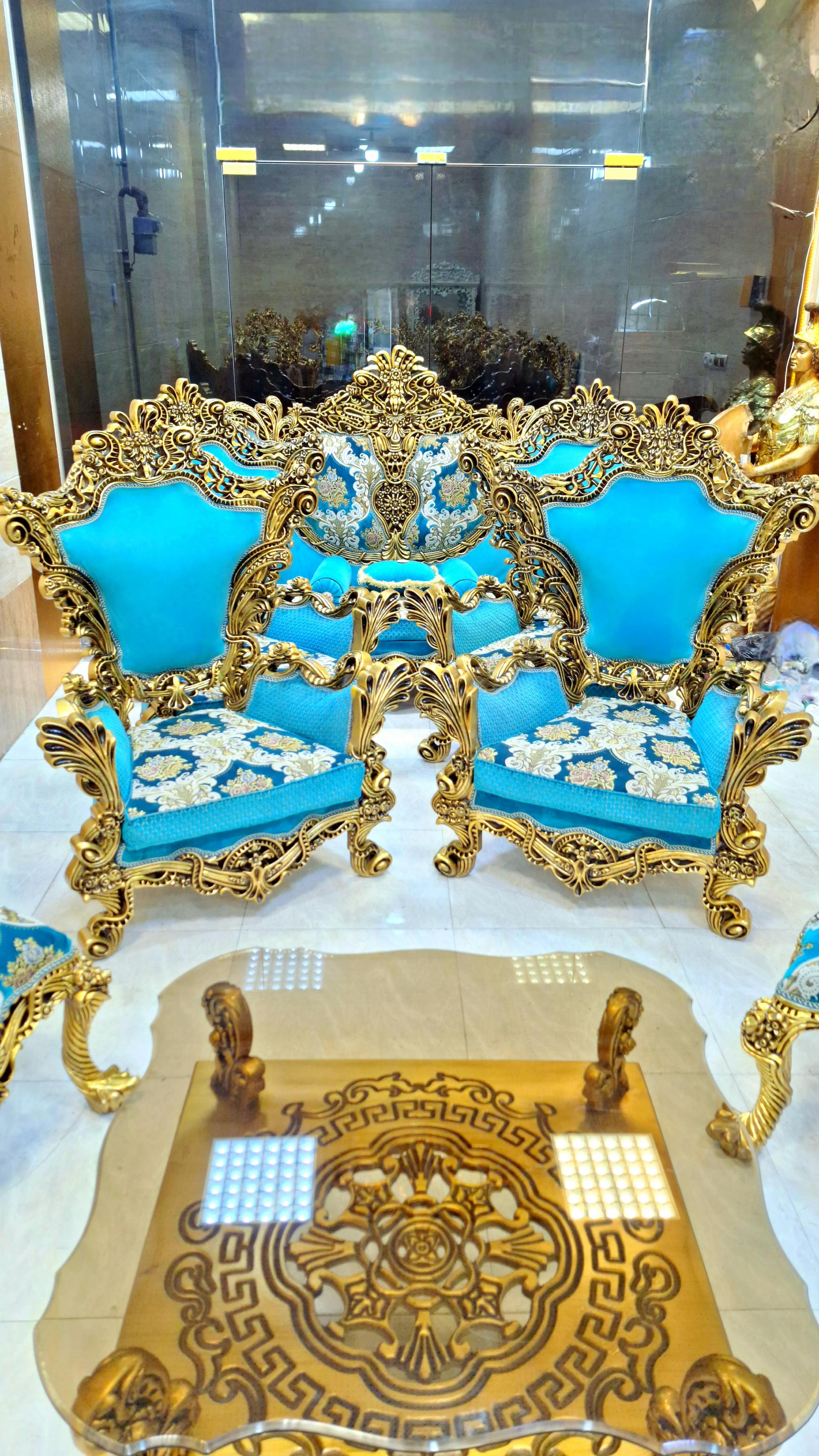 عکس سمساری آتیلا