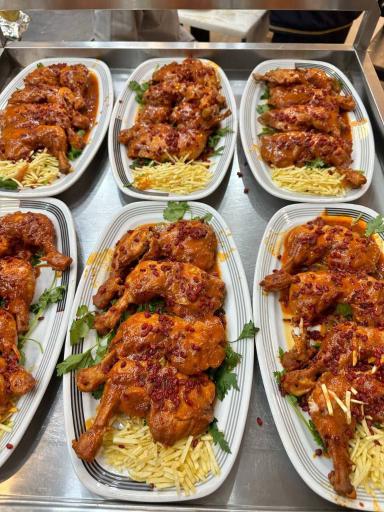 تالار پذیرایی بیناتس