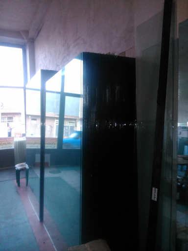 عکس شیشه رنگ برادران احمدیان