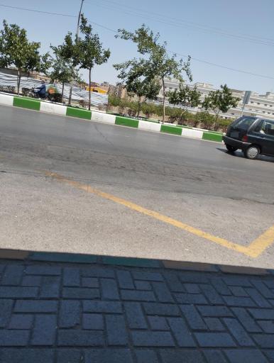 عکس ایستگاه اتوبوس شریعتی 60