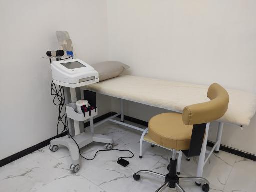 عکس فیزیوتراپی آنیا