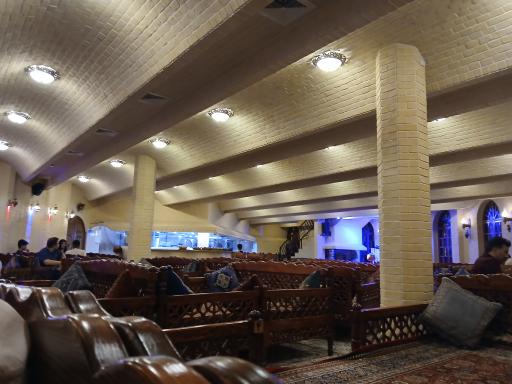 عکس رستوران با برکت شیرازی‌ها