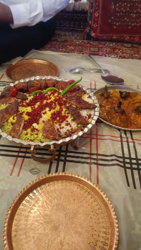 عکس رستوران با برکت شیرازی‌ها