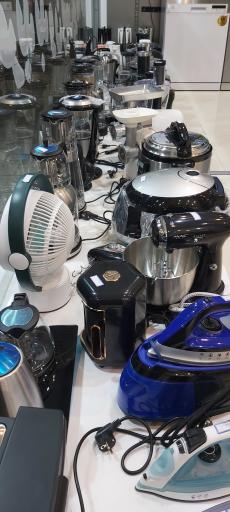 عکس فروشگاه اسنوا خیامی