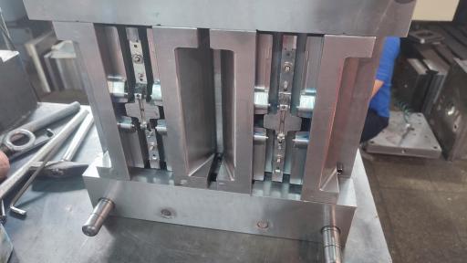 عکس قالبسازی کیا صنعت برتر