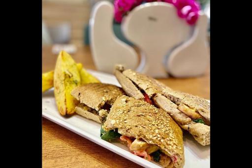 عکس کافه دریا