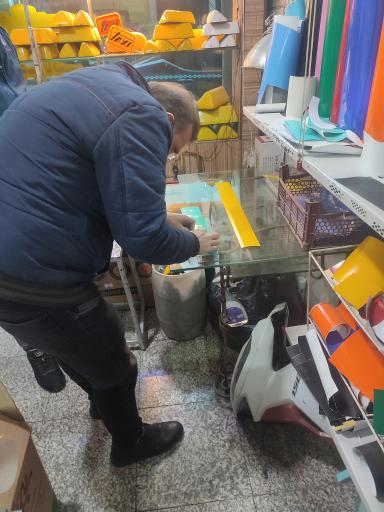 عکس فروشگاه آرم تاکسی محمد شریعت موحد