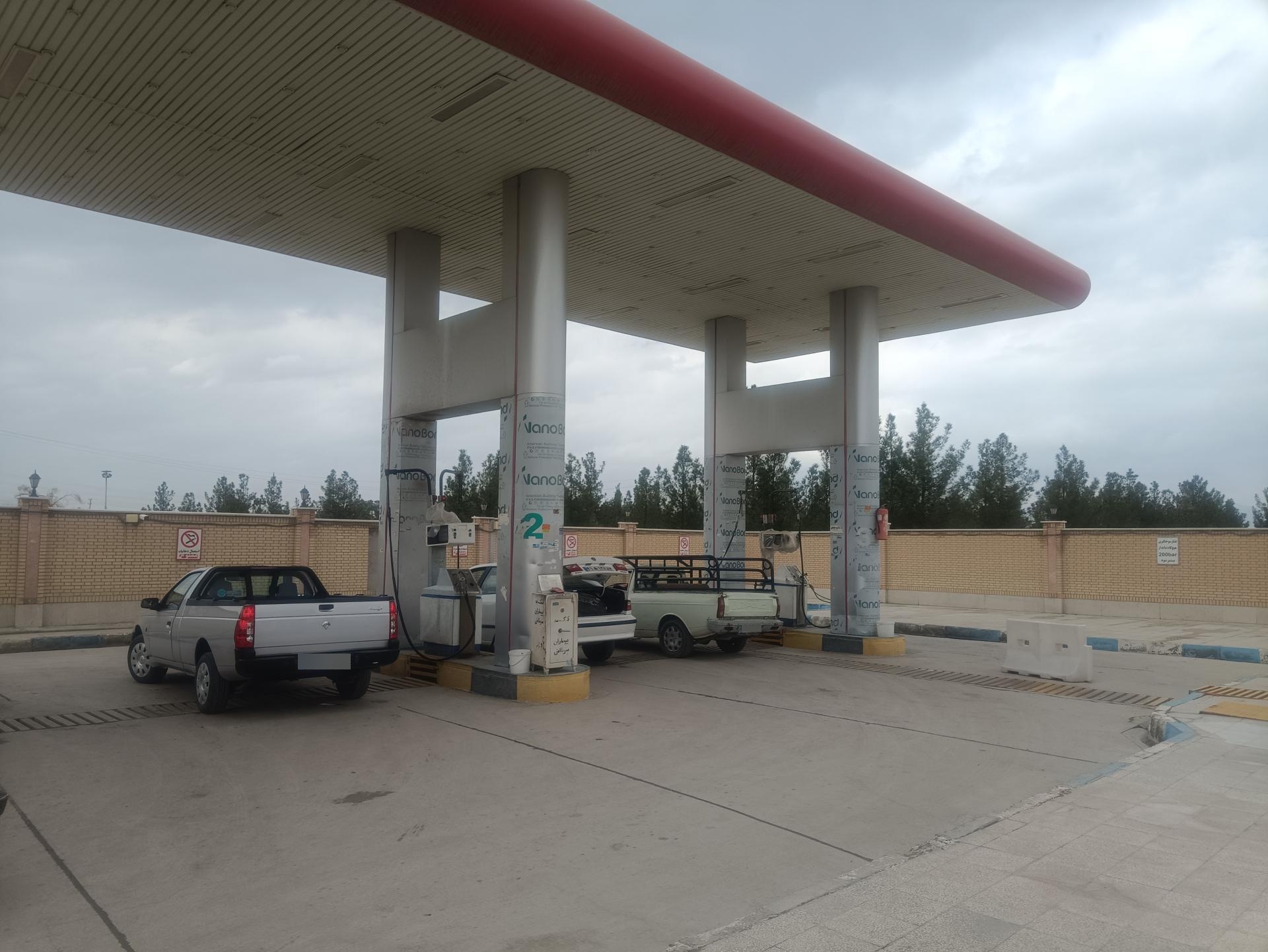 عکس پمپ گاز CNG