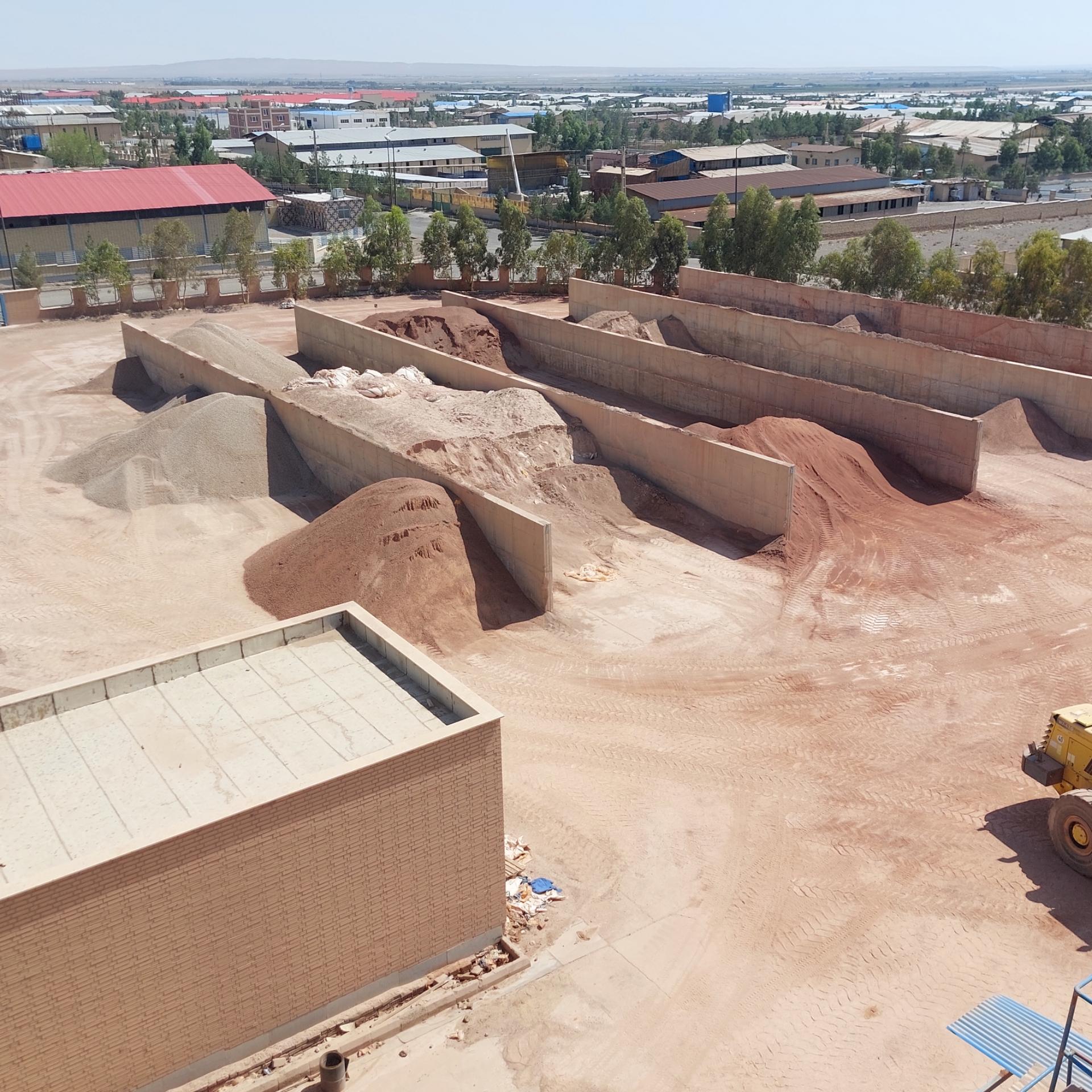 عکس کارخانه خاک روی آوران