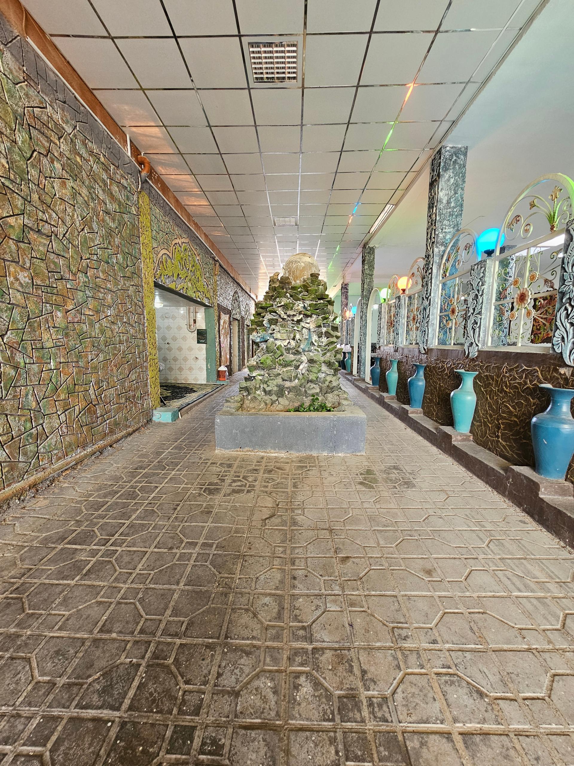 عکس رستوران حاتم