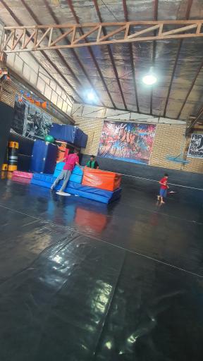 عکس مجموعه ورزشی پایا