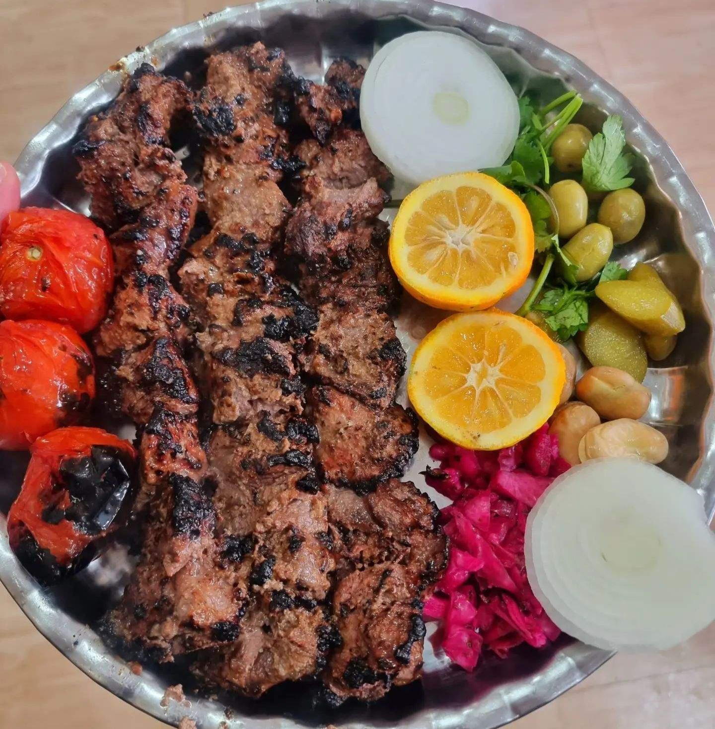 عکس کبابی عمو جمشید