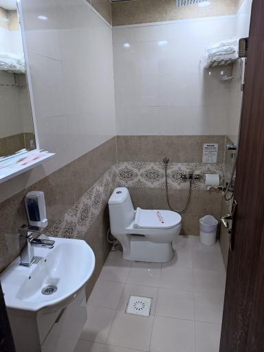 عکس هتل رویال