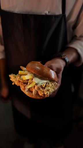 عکس فست فود تیراژه