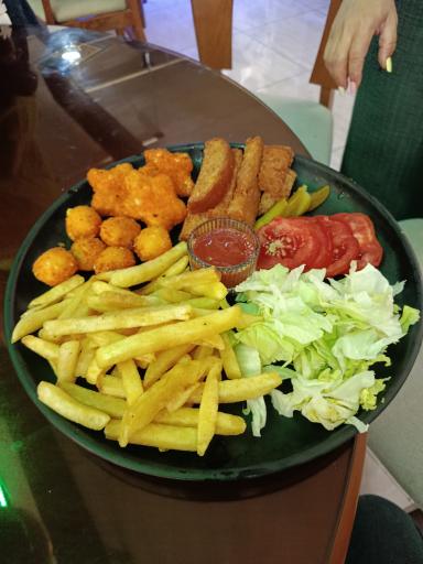 عکس کافه گیم فایو