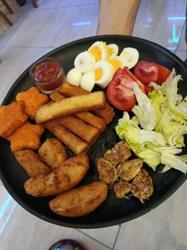 عکس کافه گیم فایو