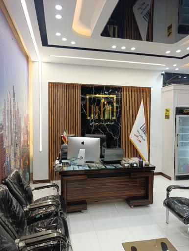 عکس کارشناسان مسکن میرزائی