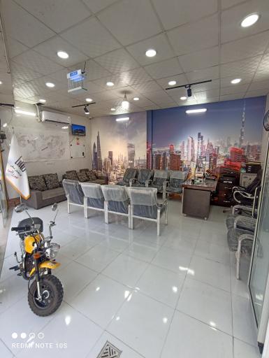 عکس کارشناسان مسکن میرزائی