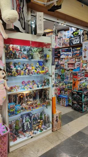 عکس فروشگاه اسباب بازی بیگ سایما