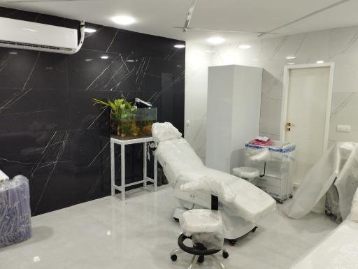 عکس کلینیک زیبایی آنیل