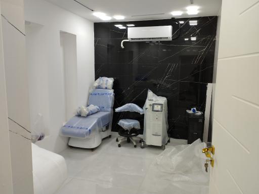 عکس کلینیک زیبایی آنیل