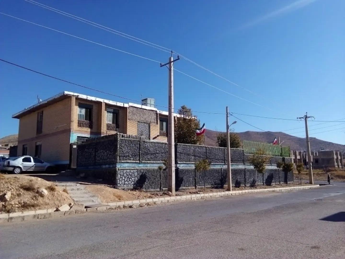 عکس دبیرستان پسرانه کوشا