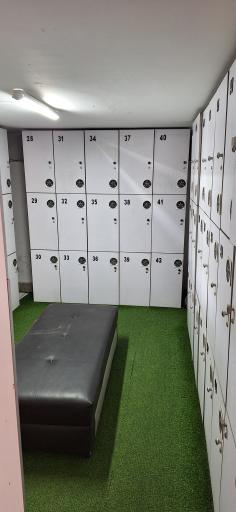 عکس باشگاه بدنسازی کلاسیک