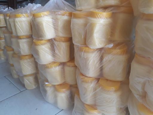 عکس لبنیات طلای زرد سادات