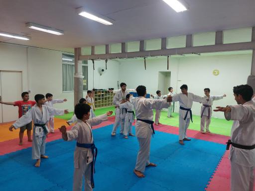 عکس آکادمی کاراته ماکان 