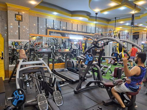 عکس باشگاه بدنسازی امید فیتنس