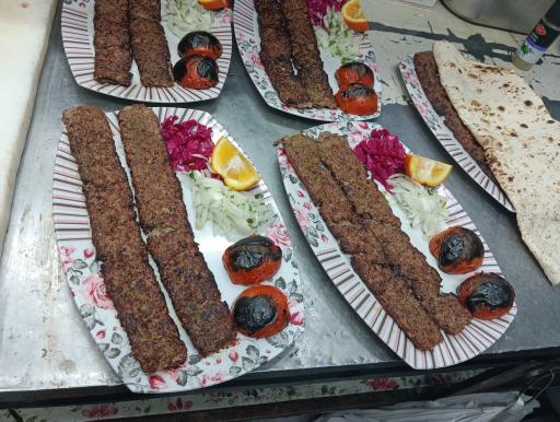 کباب ساطوری بناب علی بابا