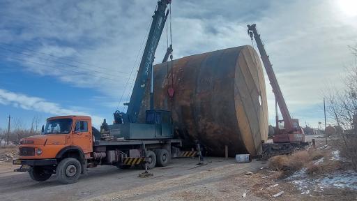 عکس جرثقیل تندر