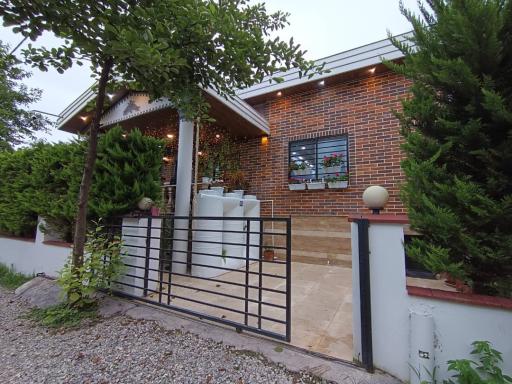 عکس ویلا استخردار ناظم زاده