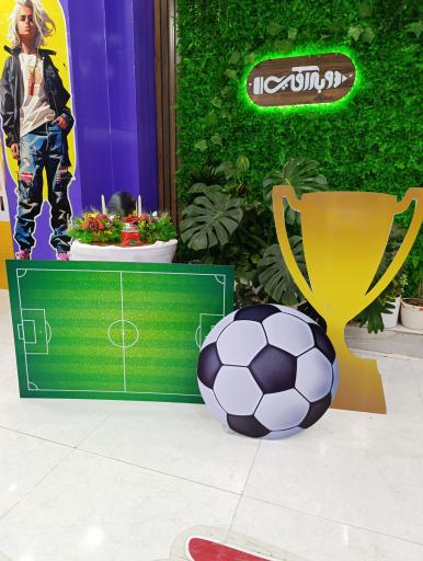 عکس چاپخانه و برش لیزری وبرافیک