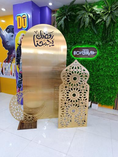 عکس چاپخانه و برش لیزری وبرافیک