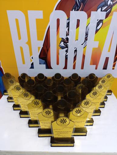 عکس چاپخانه و برش لیزری وبرافیک