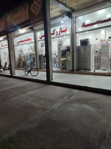 عکس نمایشگاه پدرسالار