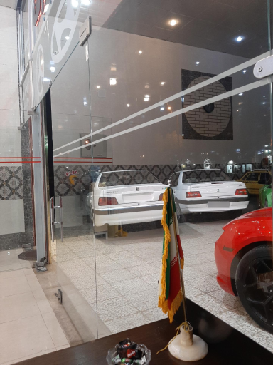عکس نمایشگاه اتومبیل تشریفات