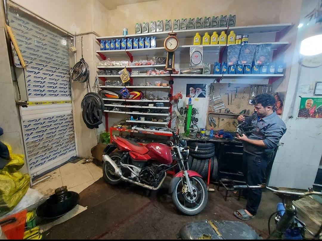 عکس موتور سازی حاج علی 