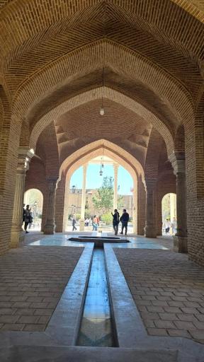 عکس عمارت امین اسلامی