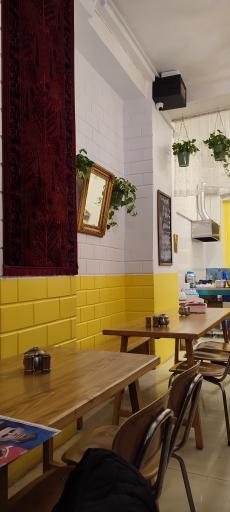 عکس کافه صبحانه نعنا