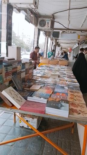 عکس جمعه بازار کتاب مدرس